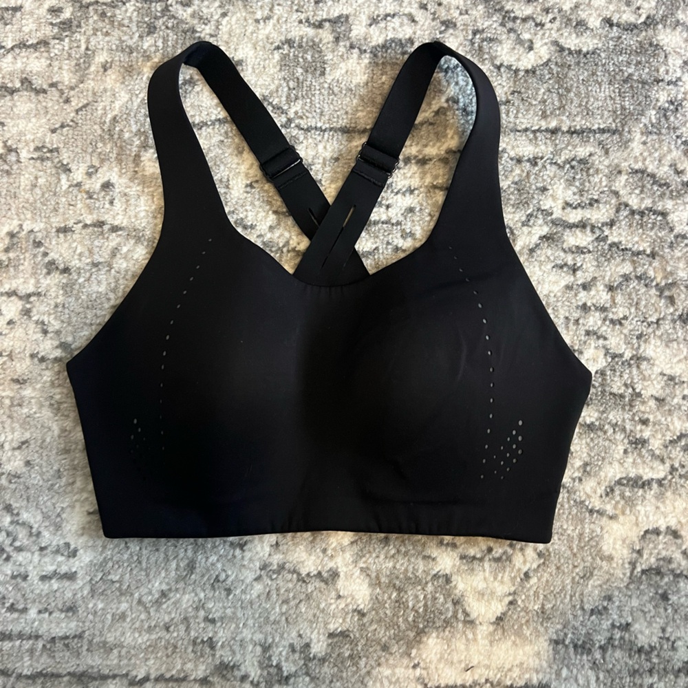 Black Lululemon Women's High Support Sports Bra